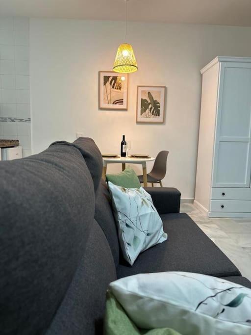 Precioso Estudio Junto Al Mar, Apartamentos Don Diego En La Carihuela 托雷莫利诺斯 外观 照片
